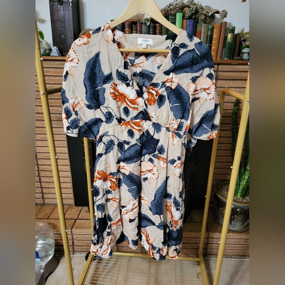 Tropical print dress